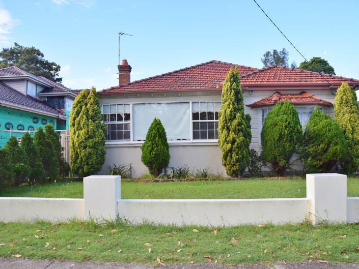 30 Jenner Parade, Hamilton South, NSW 2303