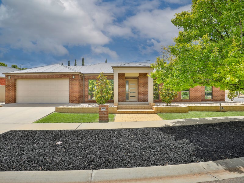 11 Rhymney Court, Mildura, Vic 3500 Property Details