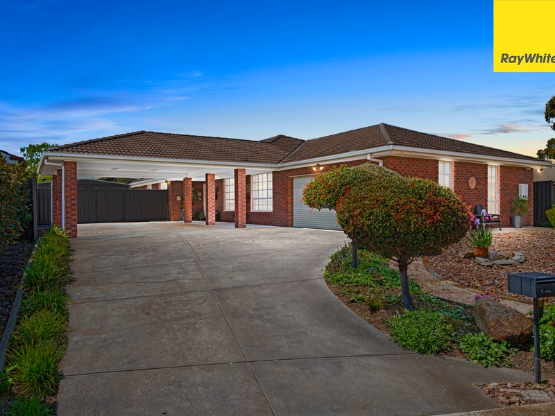 20 Cahill Drive, Brookfield, VIC 3338