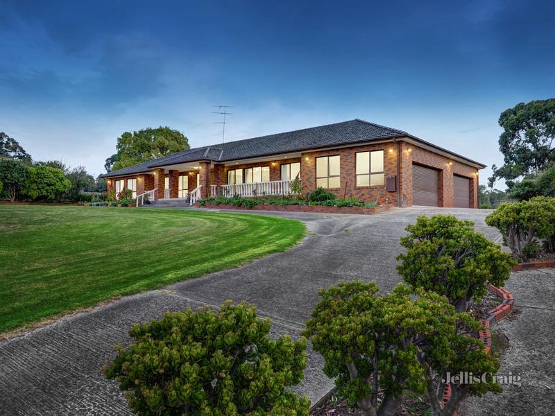 37 Rainbow Valley Road, Park Orchards, Vic 3114