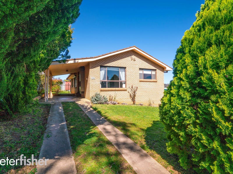 124 Bank Street, Molong, NSW 2866 House for Sale