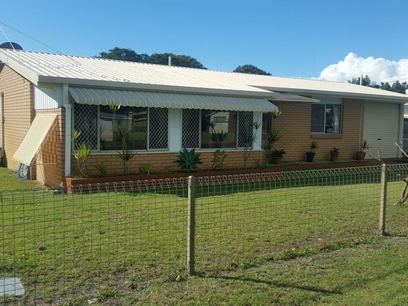 122 Cunningham Street, Urangan, QLD 4655