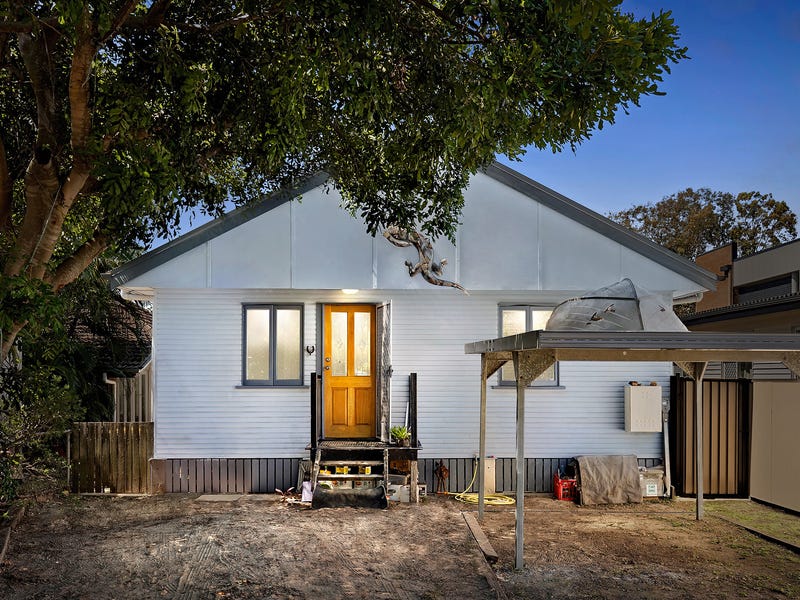 308 Scarborough Road, Scarborough, Qld 4020 Property Details