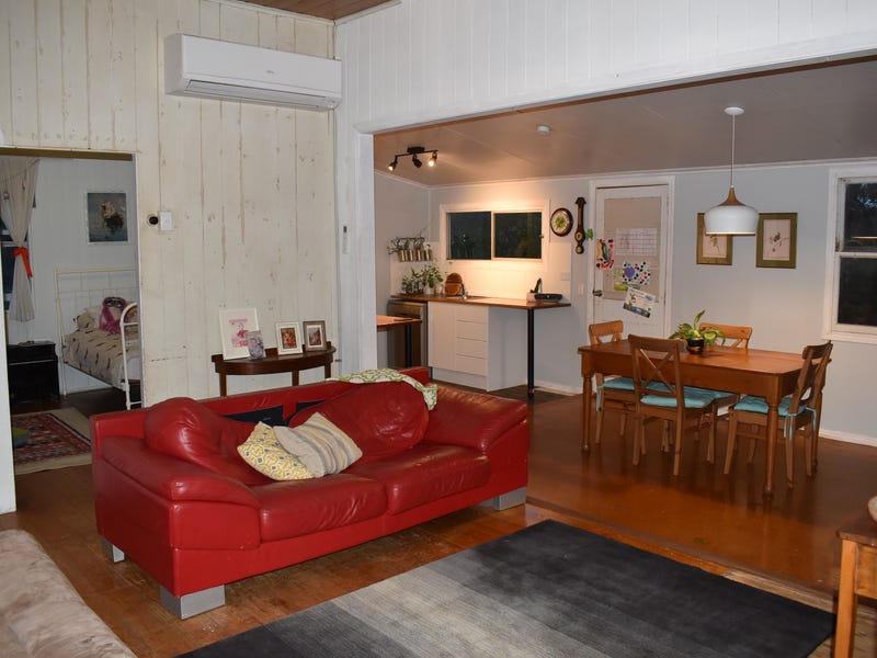 39 Railway Street, Helidon, QLD 4344