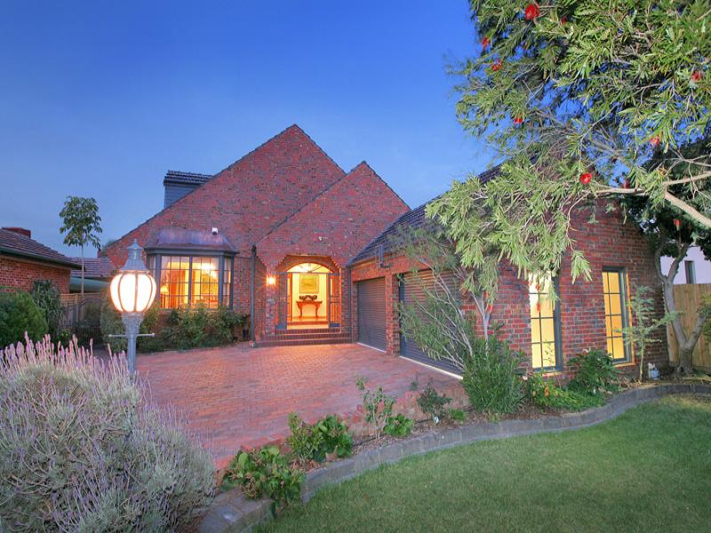 24 Graham Place, Box Hill, VIC 3128