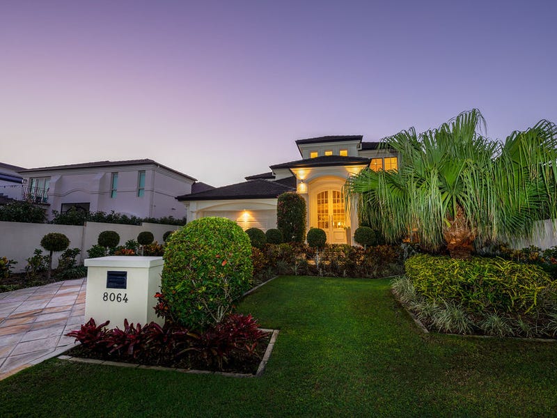 8064 Riverside Drive, Hope Island, QLD 4212