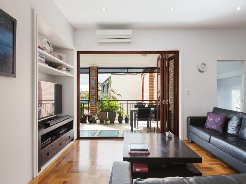 3/2830 Cooper Street, Redfern, NSW 2016 Property Details