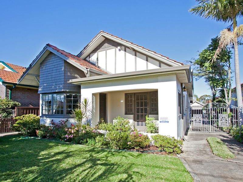 44 SELLWOOD STREET, BrightonLeSands, NSW 2216 Property Details