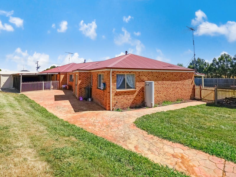 22 Myrtle Grove Road, Ballan, Vic 3342 House for Sale