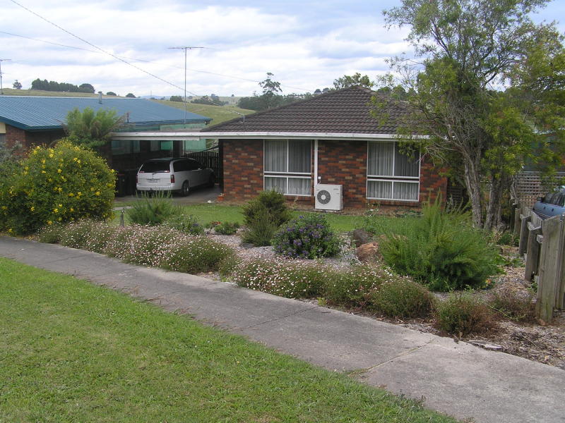 3 HAMILTON DRIVE, Warragul, Vic 3820 Property Details