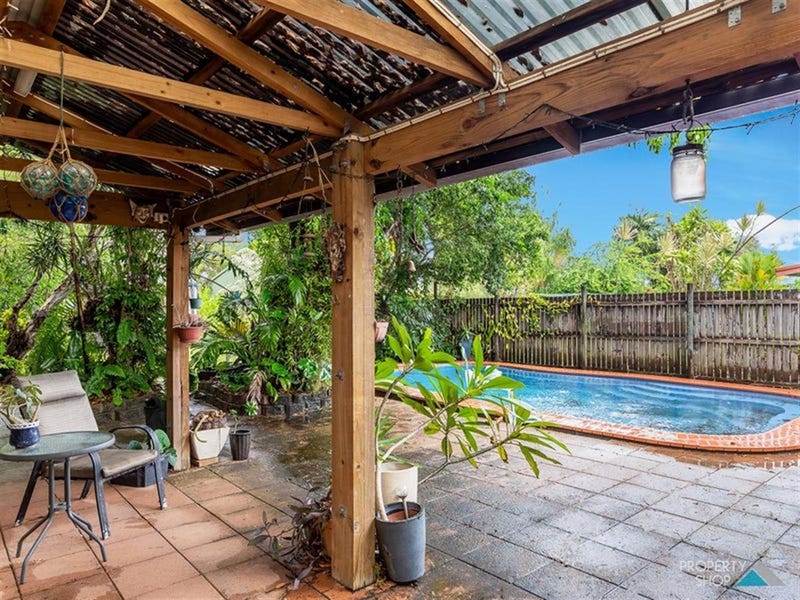 116 Pease Street, Manoora, Qld 4870 Property Details