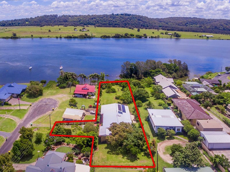 1A Taloumbi Street, Maclean, NSW 2463