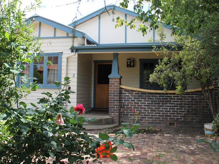 3 St Cuthberts Avenue, Armidale, NSW 2350 Property Details