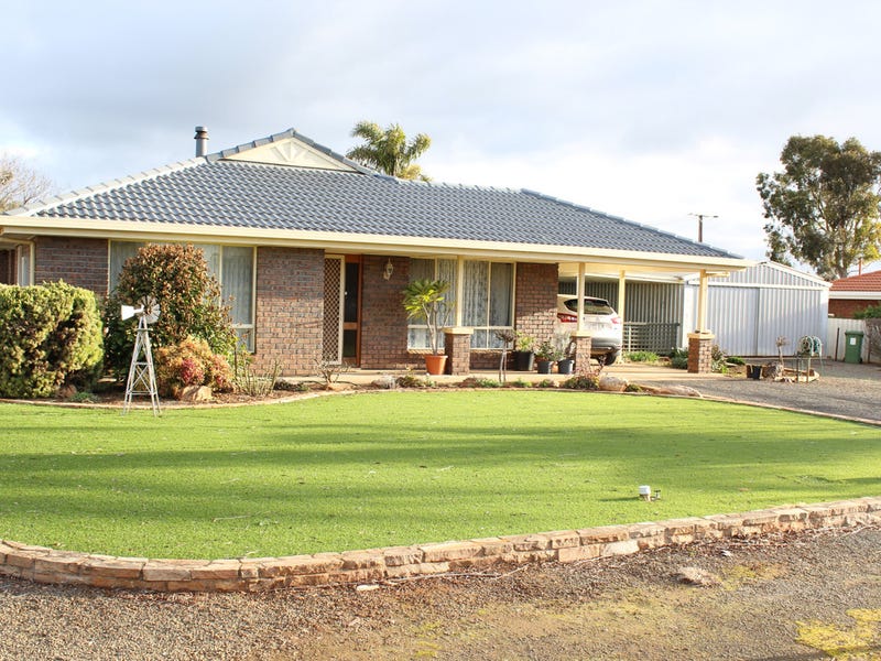 18 Saddle Road, Saddleworth, SA 5413 Property Details