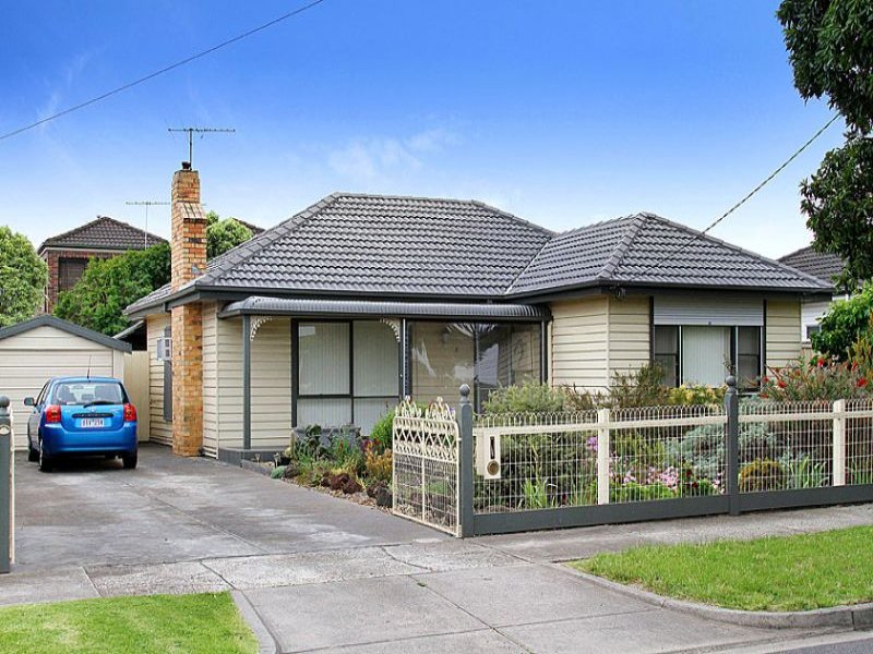 8 Dumbarton Street, Reservoir, VIC 3073