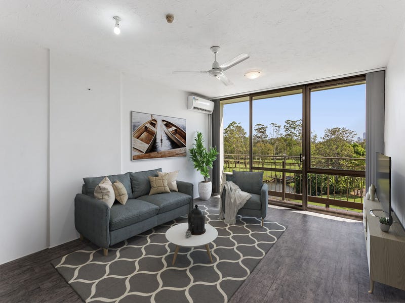 11 Fairway Drive, Clear Island Waters, QLD 4226