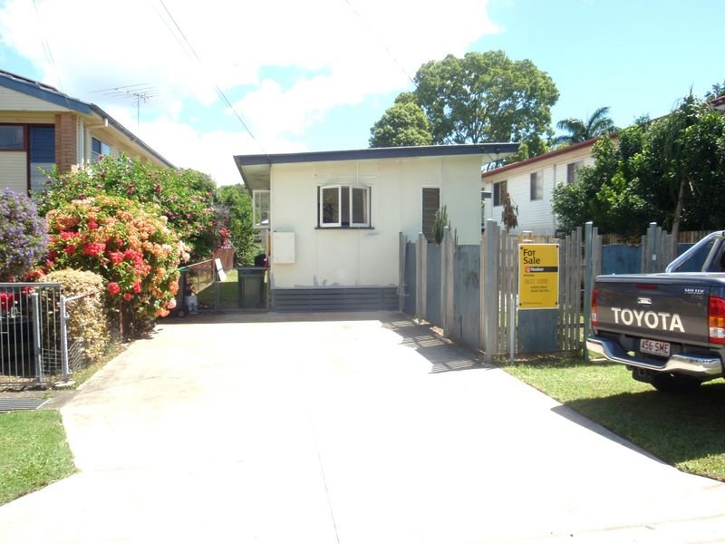 86 Thomas Street, Birkdale, Qld 4159 Property Details