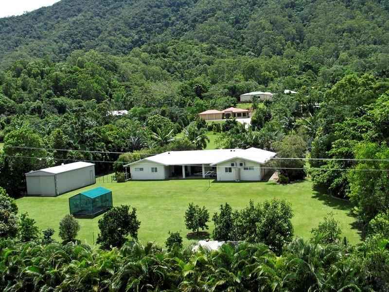 4951 Runnymede Avenue, Redlynch, QLD 4870