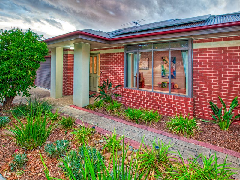 629 Poole Street, Albury, NSW 2640 Property Details