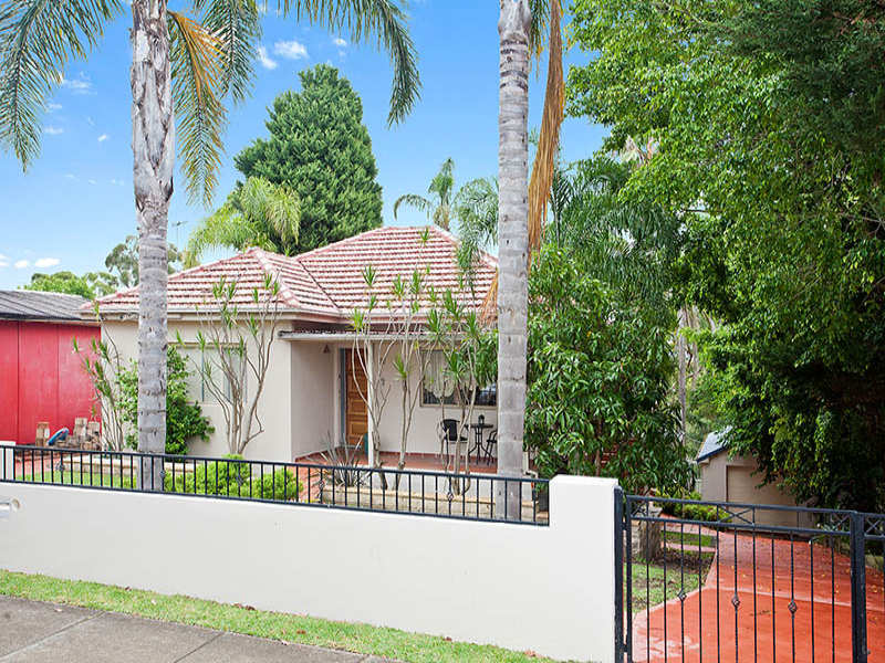 89 Belmore Road, Peakhurst, NSW 2210 Property Details