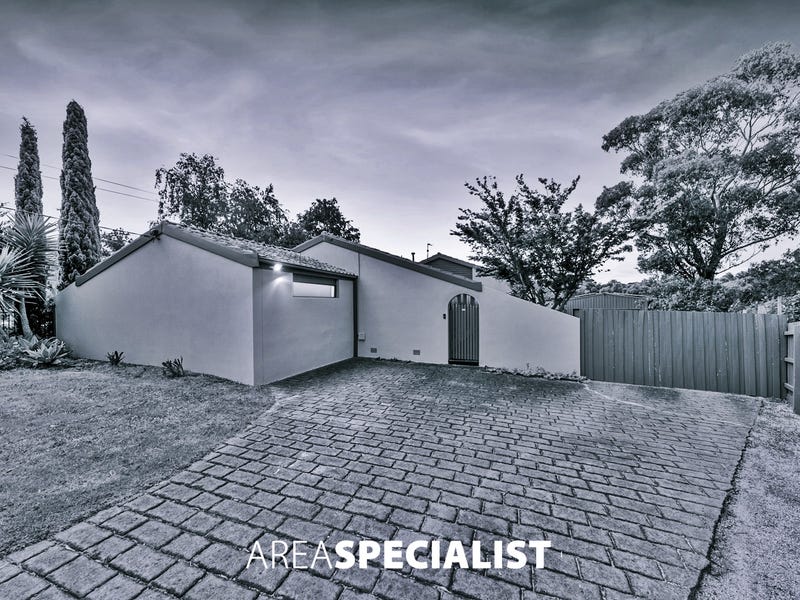 60 Gardenia Street, Pakenham, Vic 3810 Property Details