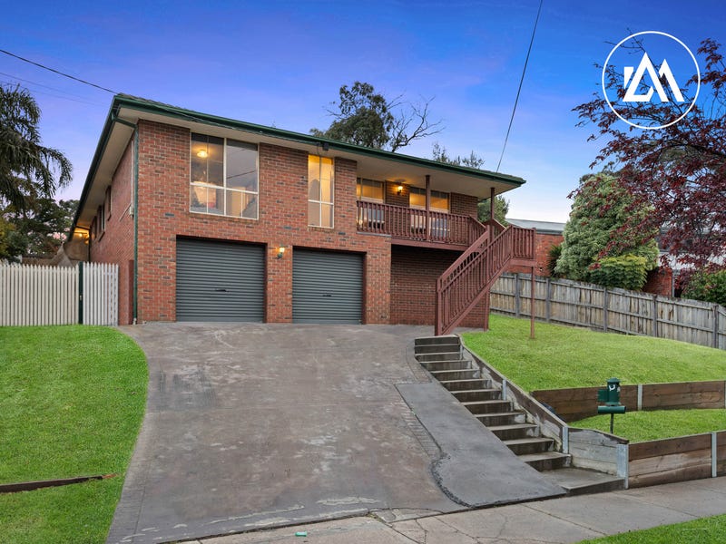 44 Fingal Drive, Frankston, Vic 3199 Property Details