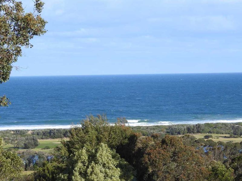 15 Ocean View Parade, Lakes Entrance, Vic 3909