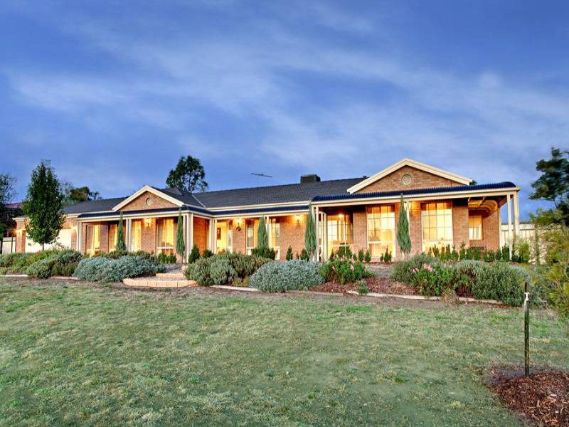 16 Pretty Sally Drive, Wallan, Vic 3756 Property Details