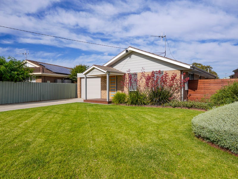 22 Moss Street, Numurkah, Vic 3636 Property Details