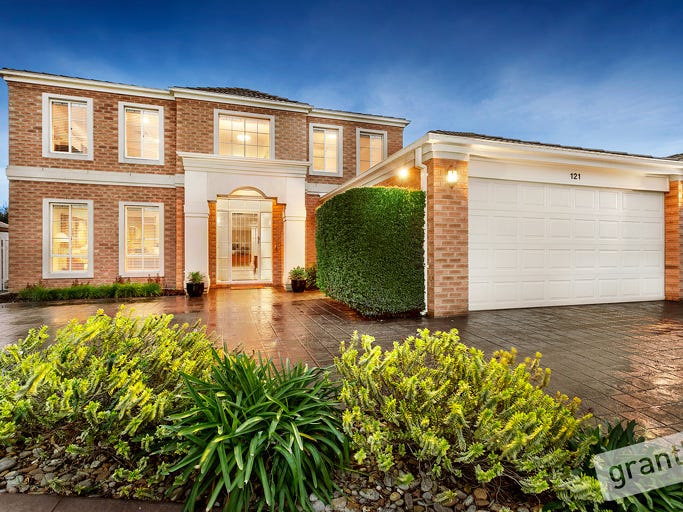 121 Berwick Springs Promenade, Narre Warren South, VIC 3805