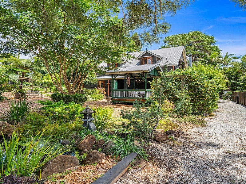 16 Ben Nevis Street Tamborine Mountain Qld 4272 Property Details