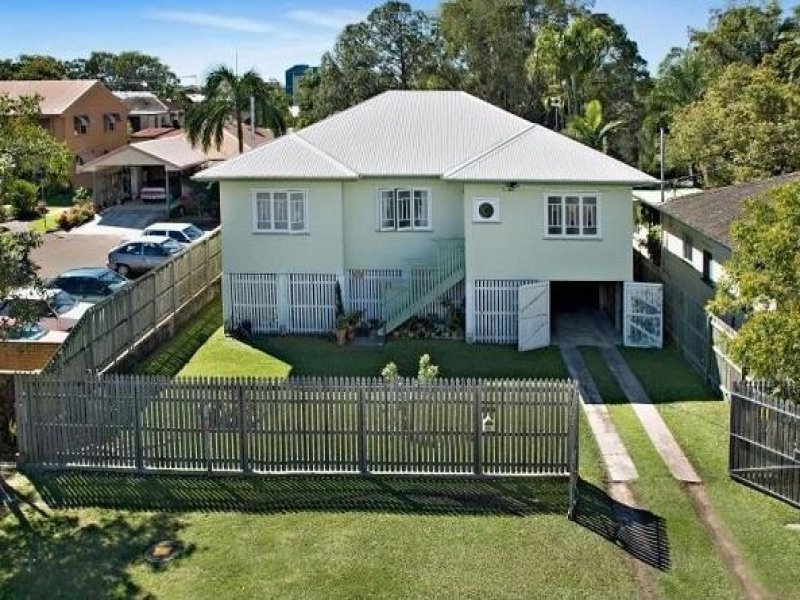 64 Anzac Avenue, Maroochydore, Qld 4558 Property Details