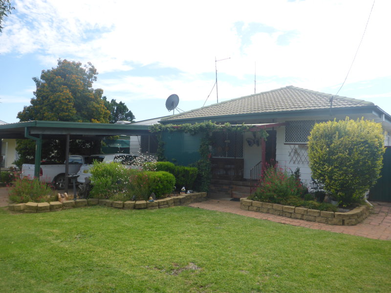 394 Chester Street, Moree, NSW 2400