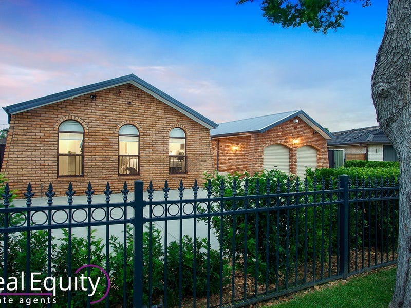 13 Wolverton Avenue, Chipping Norton, NSW 2170