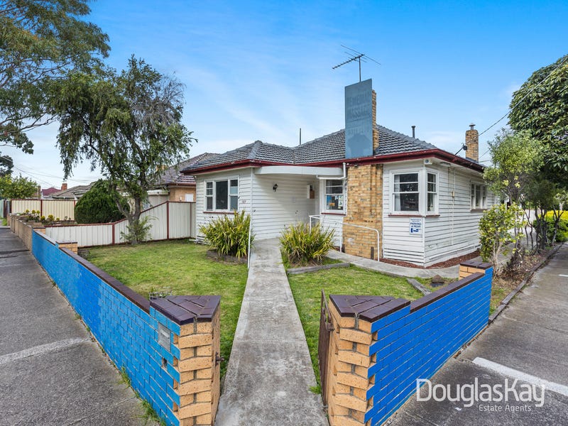 389 Ballarat Road, Sunshine, Vic 3020 Property Details