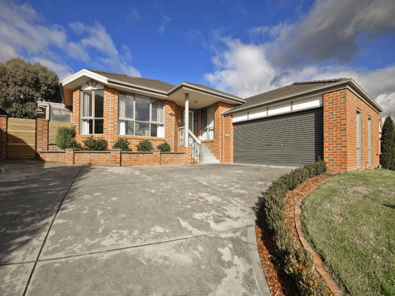 14 Clearwater Drive, Lilydale, VIC 3140