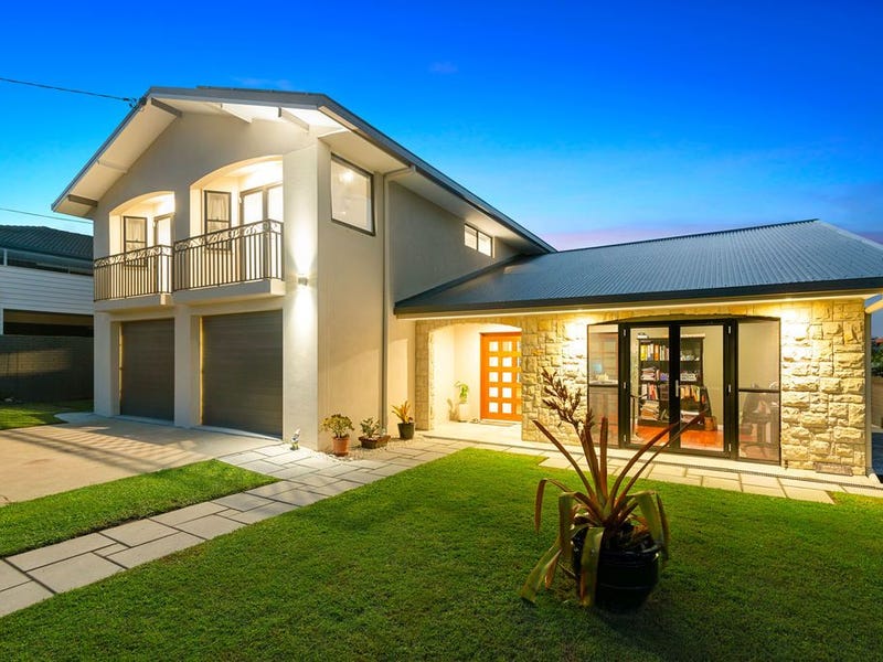 15 Seaview Parade, Elanora, Qld 4221 Property Details