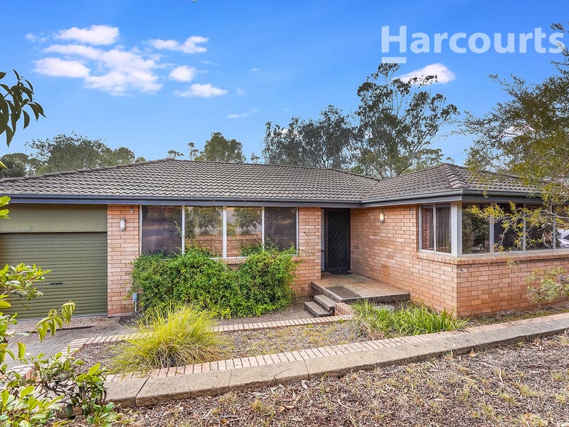 246 The Parkway, Bradbury, NSW 2560 Property Details