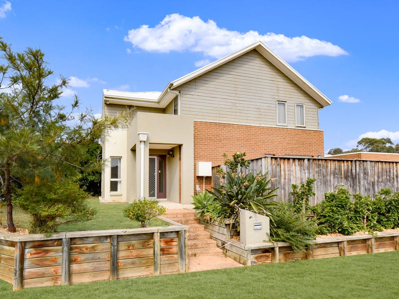16 St Simon Close, Blair Athol, NSW 2560