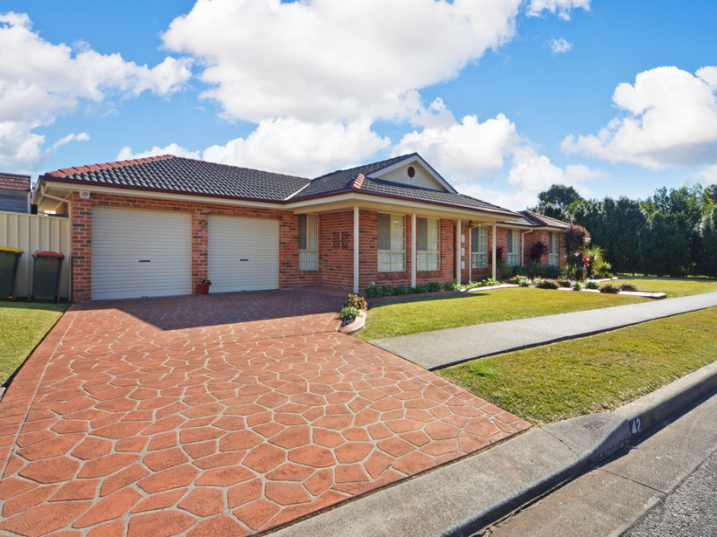 42 Jindabyne Road, Flinders, NSW 2529