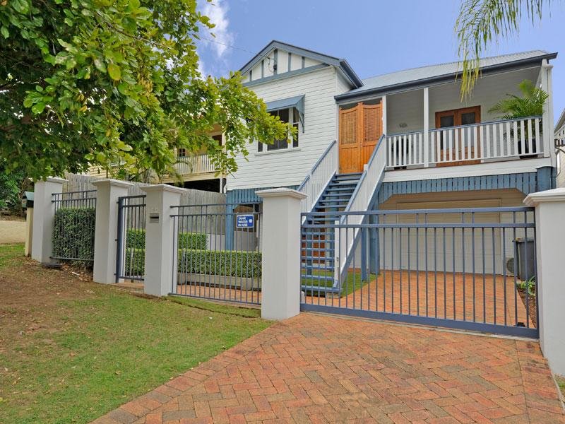 15a Stewart Street, Hawthorne, Qld 4171 Property Details