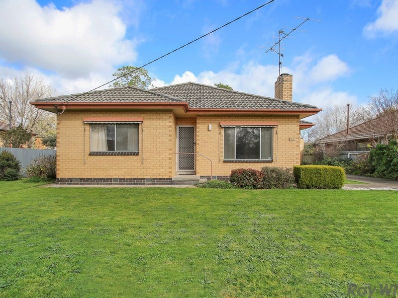 12 Walker Street, Benalla, Vic 3672 Property Details