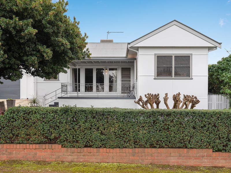 11 Ashton Street, Temora, NSW 2666 House for Sale