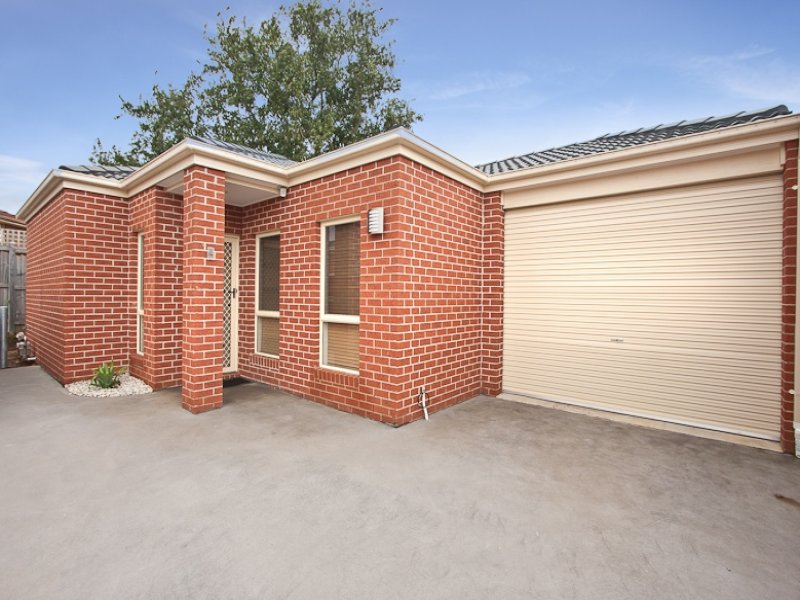 4/42 Inglis Road, Berwick, Vic 3806 Property Details