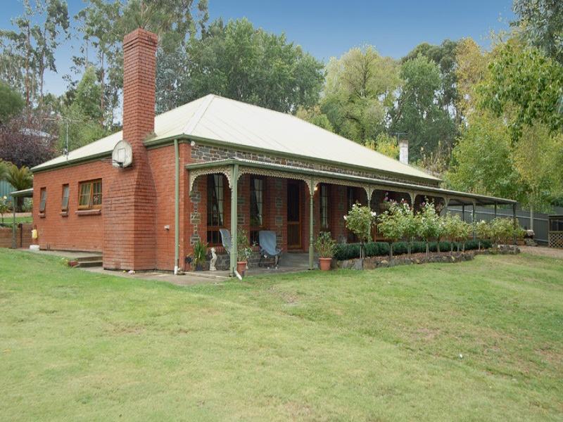 7 Schocroft Avenue, Crafers, SA 5152 Property Details