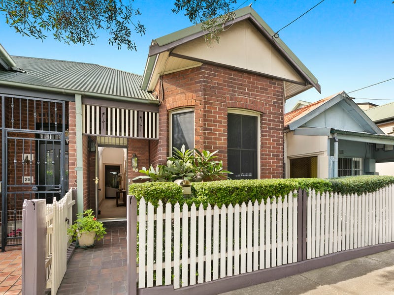 27 Victoria Street, Beaconsfield, NSW 2015 Property Details