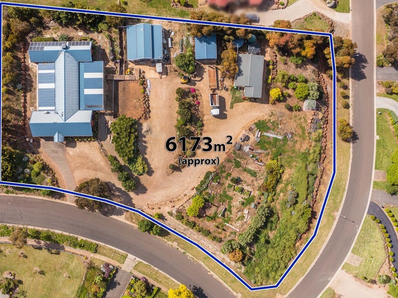 32 Manning Boulevard, Darley, Vic 3340 Property Details