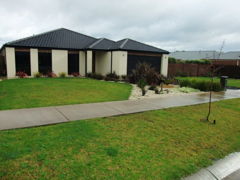 22 Parkside Drive, Moe, VIC 3825