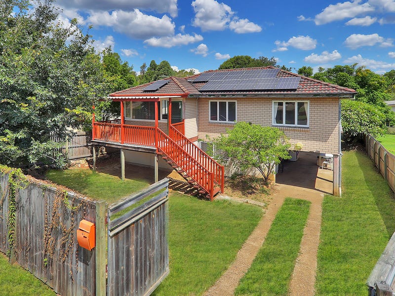 Houses for Sale in Coopers Plains, QLD 4108