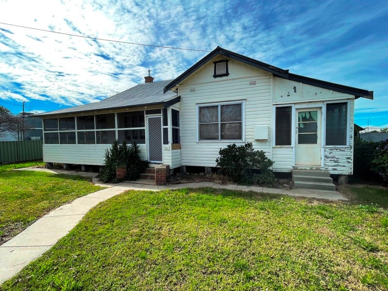 24 Chester Street, Moree, NSW 2400